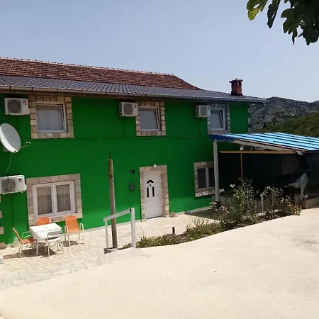 Villa Mediteran