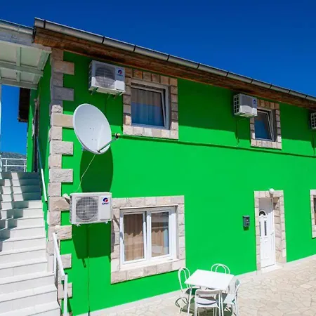 Villa Mediteran *
